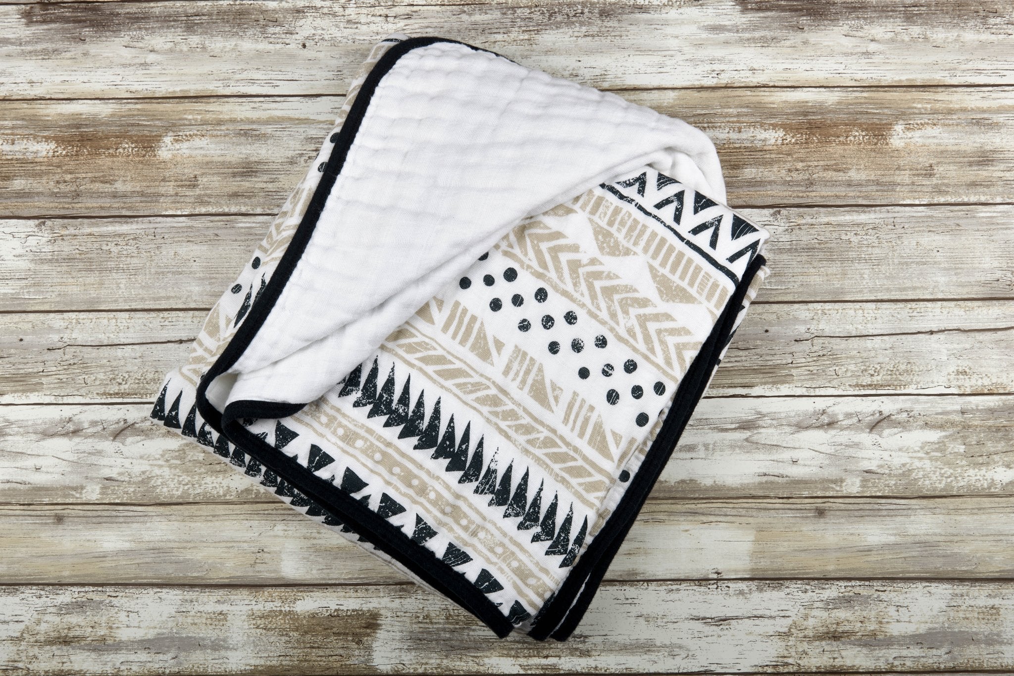 Pyramid Cotton Muslin Newcastle Blanket - Artisan Home Decor