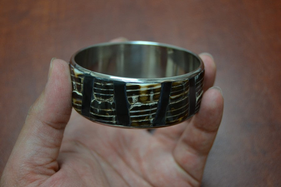 Brown Mother of Pearl Bangle Bracelet - Shell & Ocean Jewelry