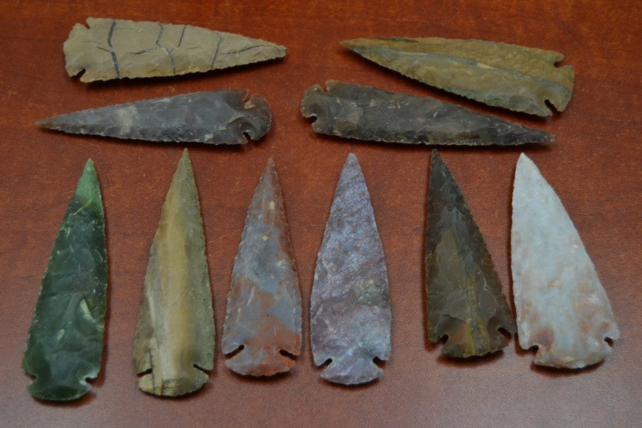 Agate Arrowheads – 12 Pack - Crystals & Gemstones