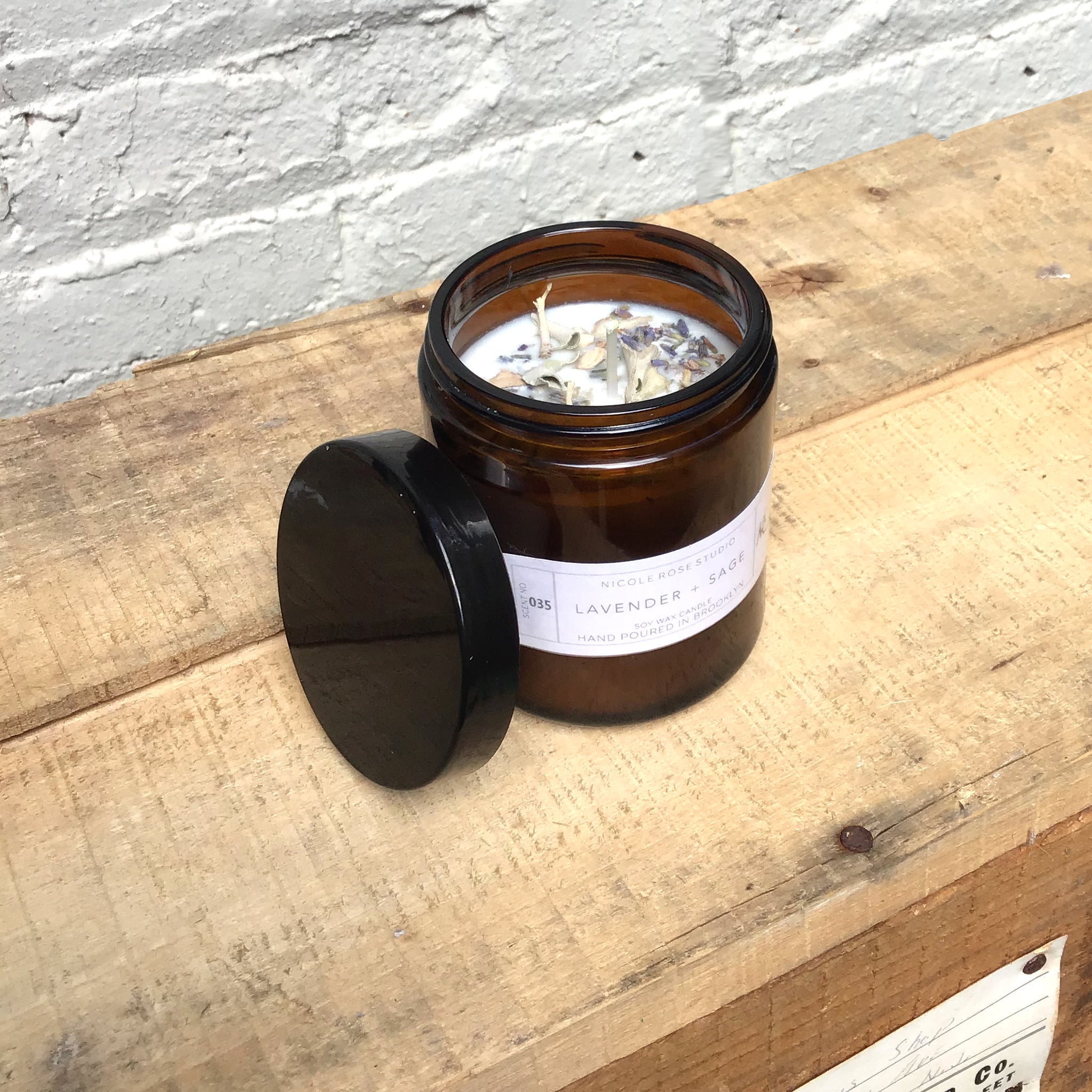 Lavender & White Sage Aromatherapy Soy Candle - Sacred Smudging & Cleansing