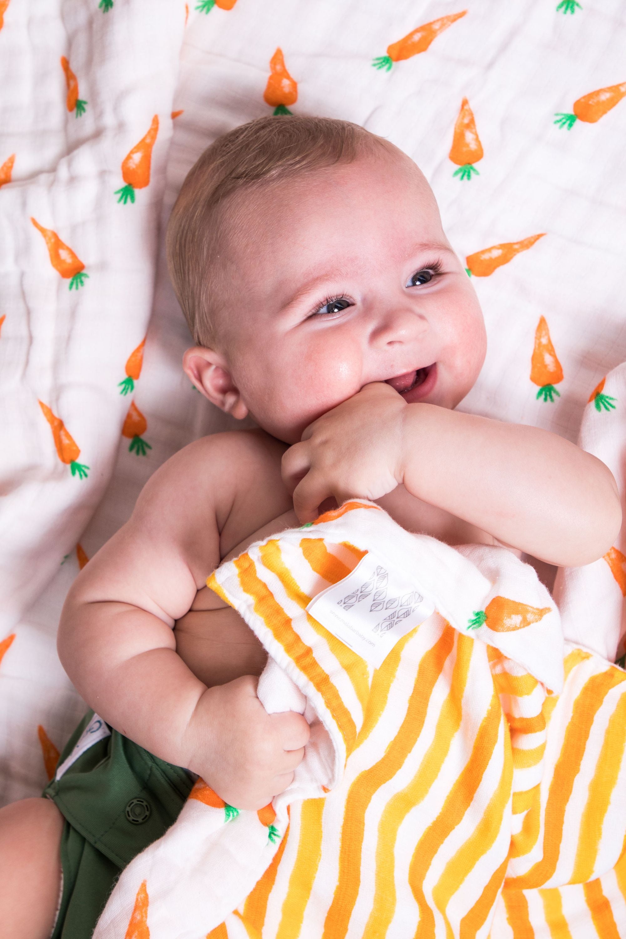 Organic Snug Blanket Carrots Print - Artisan Home Décor